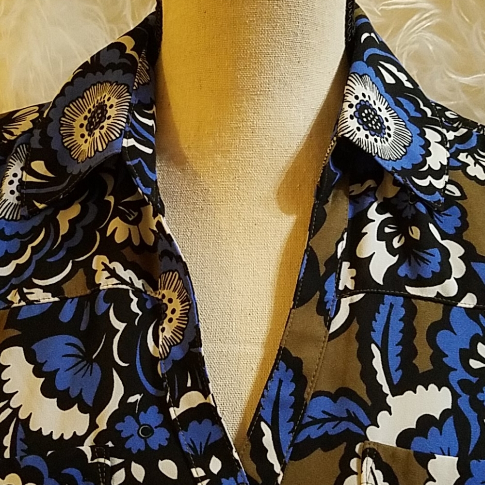 Express Blouse - Picture 4 of 4